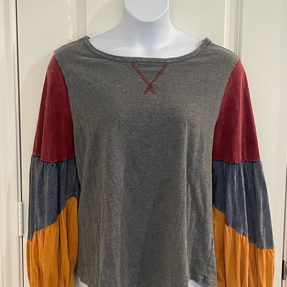 Oddy Color Block Pullover Balloon Sleeve Top Size L - Picture 2 of 10